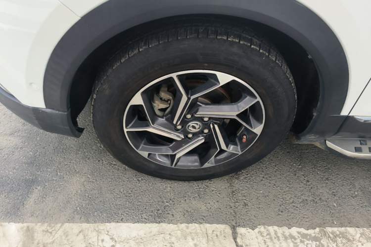 Used Dongfeng Aeolus AX7 2019 1.6T Automatic AI Navigation Model China V Standard Left Front Wheel Hub