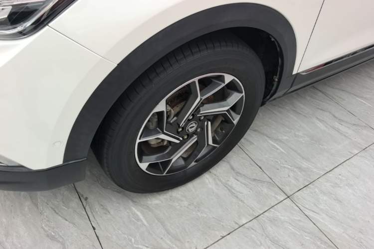 Used Dongfeng Aeolus AX7 2019 1.6T Automatic AI Navigation Model China V Standard Left Front Wheel Hub