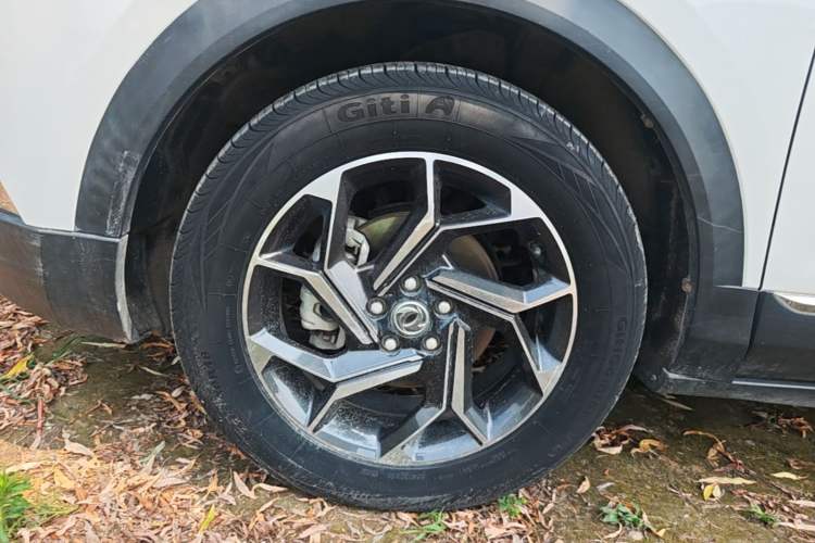 Used Dongfeng Aeolus AX7 2019 1.6T Automatic AI Pioneer Model China V Standard Left Front Wheel Hub