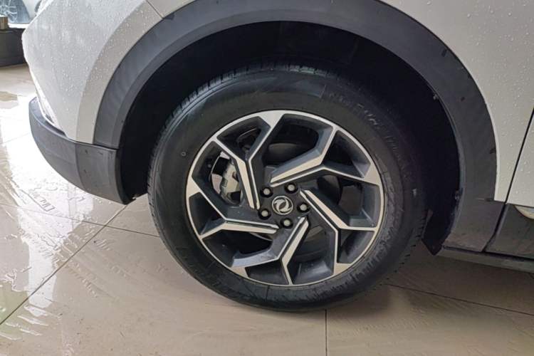 Used Dongfeng Aeolus AX7 2019 1.6T Automatic AI Pioneer Model China V Standard Left Front Wheel Hub