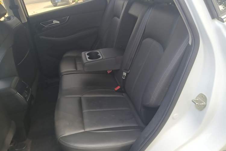 Used Dongfeng Aeolus AX7 2019 Classic 230T Automatic Luxury Top-Selling Model China V Standard Left Rear Seat