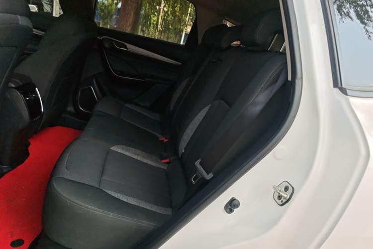 Used Dongfeng Aeolus AX7 2019 1.6T Automatic AI Pioneer Model China V Standard Left Rear Seat