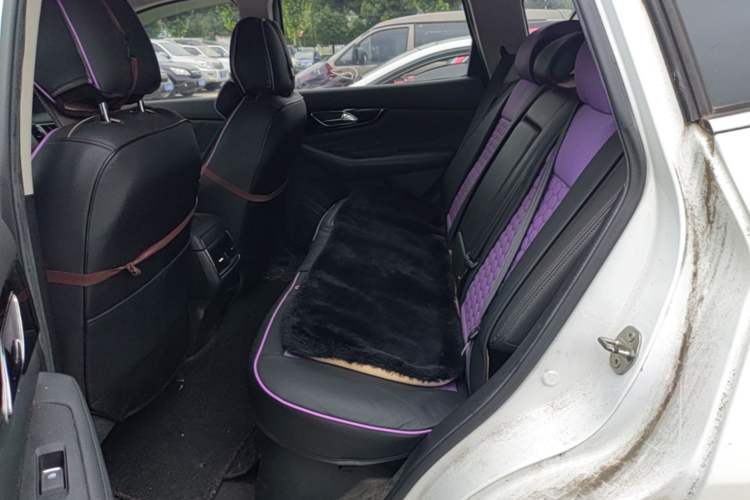 Used Dongfeng Aeolus AX7 2019 Classic 230T Manual Luxury Model China VI Standard Left Rear Seat