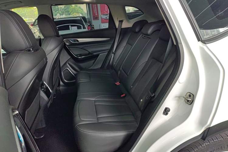 Used Dongfeng Aeolus AX7 2019 1.6T Automatic AI Navigation Model China V Standard Left Rear Seat