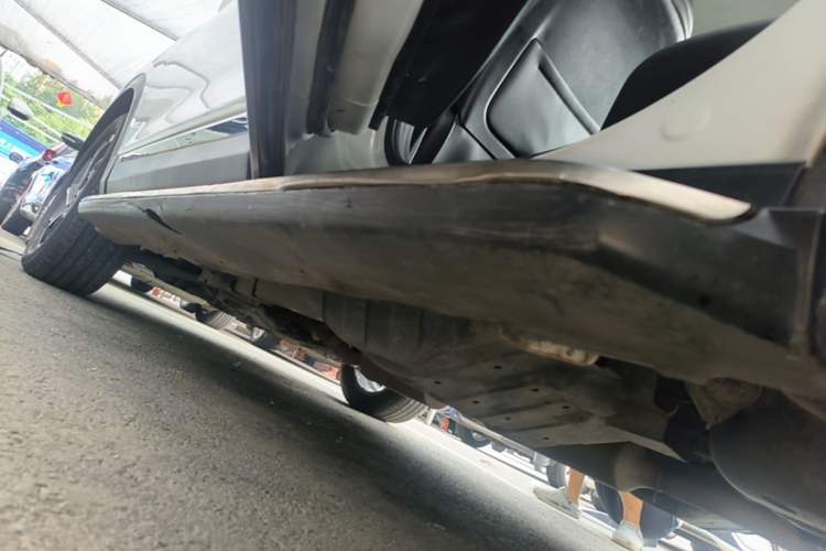 Used Dongfeng Aeolus AX7 2019 1.6T Automatic AI Navigation Model China V Standard Left Side Sill