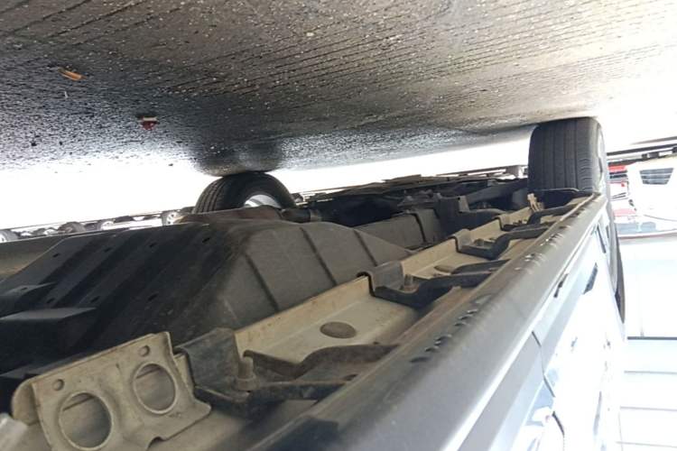 Used Dongfeng Aeolus AX7 2019 1.6T Automatic AI Navigation Model China V Standard Left Side Sill