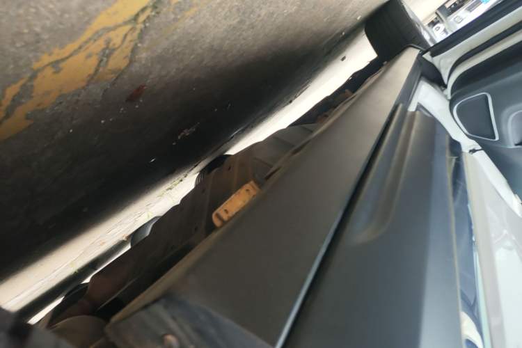 Used Dongfeng Aeolus AX7 2019 1.6T Automatic AI Navigation Model China V Standard Left Side Sill