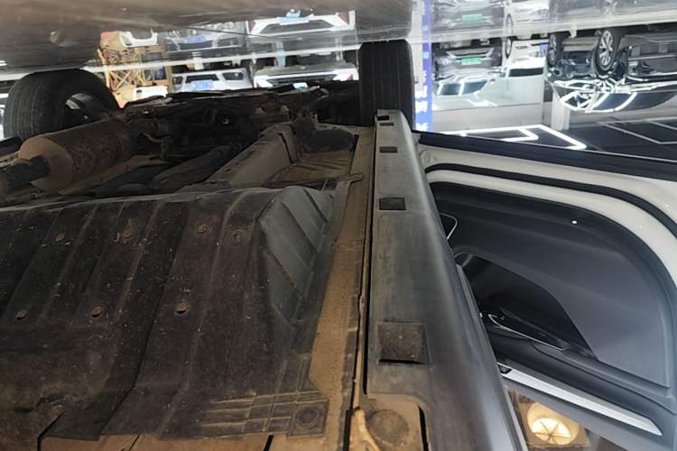 Used Dongfeng Aeolus AX7 2019 1.6T Automatic AI Navigation Model Enjoyment Version China VI Standard Left Side Sill