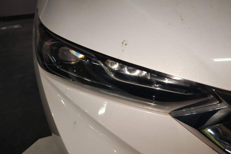 Used Dongfeng Aeolus AX7 2019 1.6T Automatic AI Navigation Model China V Standard Right Front Headlight