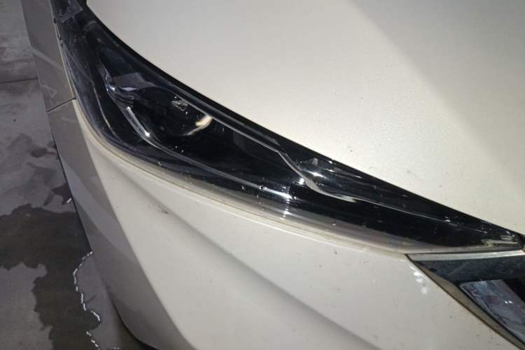 Used Dongfeng Aeolus AX7 2019 1.6T Automatic AI Pioneer Model China V Standard Right Front Headlight
