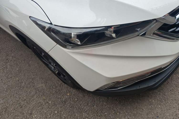 Used Dongfeng Aeolus AX7 2019 1.6T Automatic AI Pioneer Model China V Standard Right Front Headlight