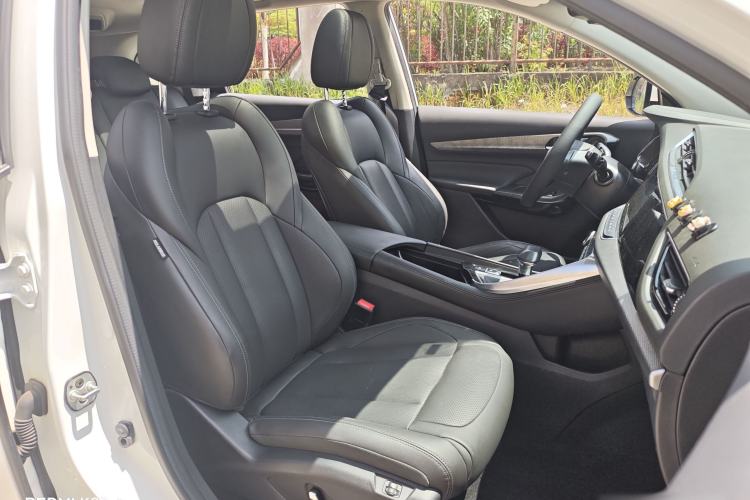 Used Dongfeng Aeolus AX7 2019 1.6T Automatic AI Navigation Model China V Standard Right Front Seat