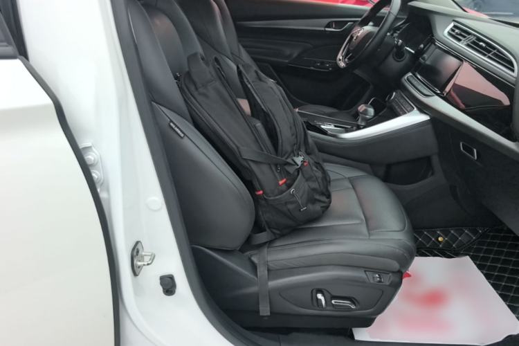 Used Dongfeng Aeolus AX7 2019 1.6T Automatic AI Navigation Model China V Standard Right Front Seat