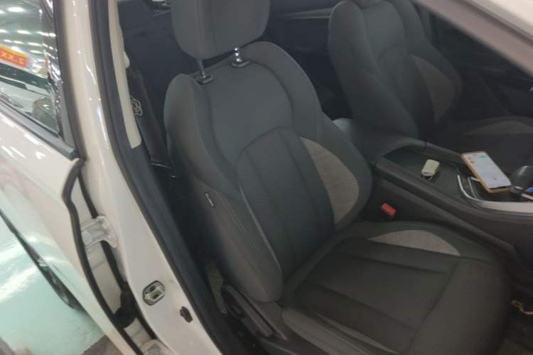 Used Dongfeng Aeolus AX7 2019 1.6T Automatic AI Pioneer Model China V Standard Right Front Seat