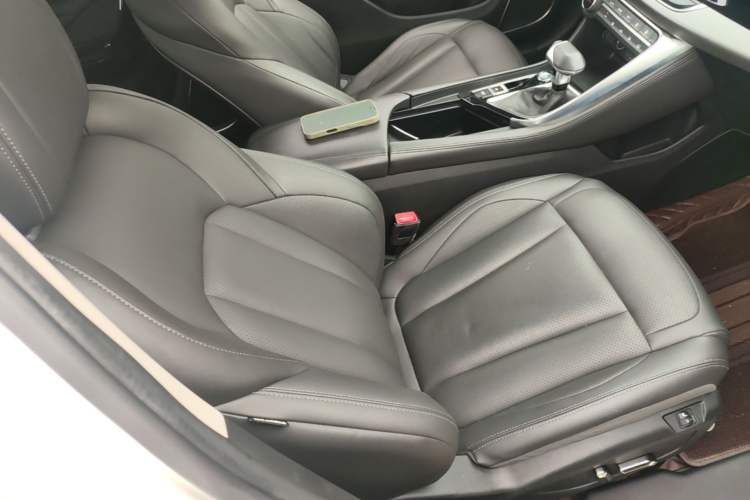 Used Dongfeng Aeolus AX7 2019 1.6T Automatic AI Navigation Model China V Standard Right Front Seat