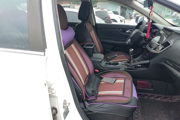Used Dongfeng Aeolus AX7 2019 Classic 230T Manual Luxury Model China VI Standard Right Front Seat