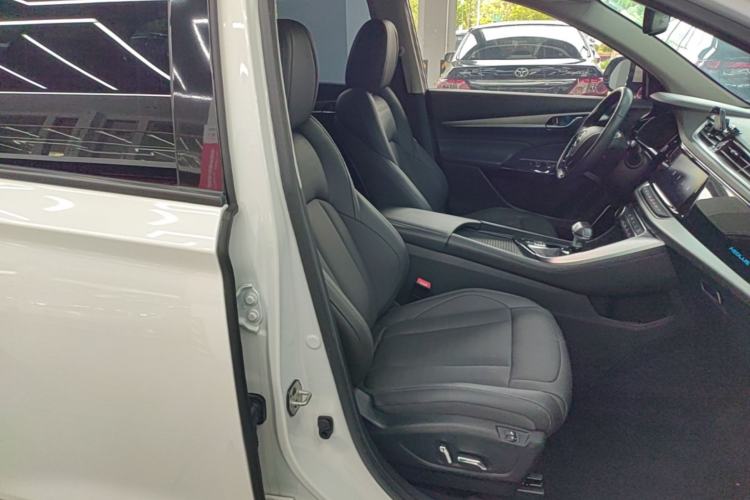 Used Dongfeng Aeolus AX7 2019 1.6T Automatic AI Navigation Model China V Standard Right Front Seat