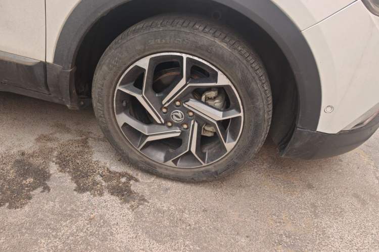 Used Dongfeng Aeolus AX7 2019 1.6T Automatic AI Navigation Model China V Standard Right Front Wheel Hub