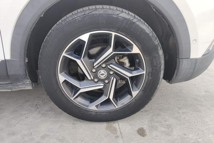 Used Dongfeng Aeolus AX7 2019 1.6T Automatic AI Navigation Model China V Standard Right Front Wheel Hub