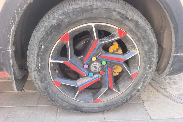 Used Dongfeng Aeolus AX7 2019 1.6T Automatic AI Navigation Model China V Standard Right Front Wheel Hub