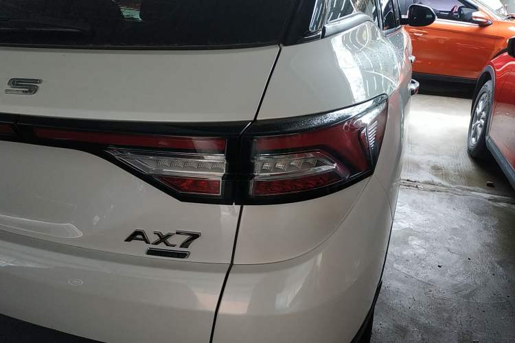 Used Dongfeng Aeolus AX7 2019 1.6T Automatic AI Navigation Model China V Standard Right Rear Taillight