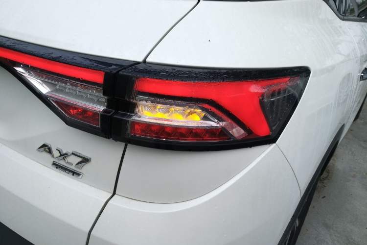 Used Dongfeng Aeolus AX7 2019 1.6T Automatic AI Navigation Model China V Standard Right Rear Taillight