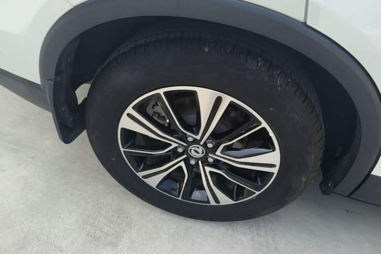 Used Dongfeng Aeolus AX7 2019 Classic 230T Automatic Luxury Top-Selling Model China V Standard Right Rear Wheel Hub