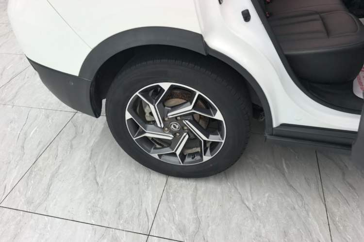 Used Dongfeng Aeolus AX7 2019 1.6T Automatic AI Navigation Model China V Standard Right Rear Wheel Hub