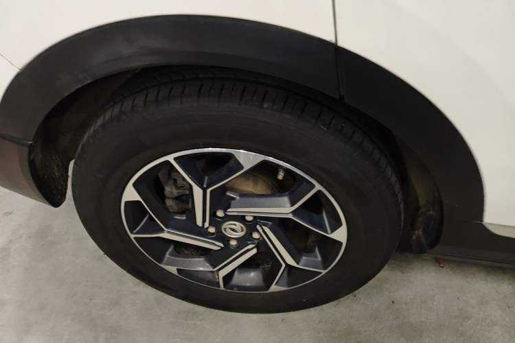 Used Dongfeng Aeolus AX7 2019 1.6T Automatic AI Navigation Model China V Standard Right Rear Wheel Hub