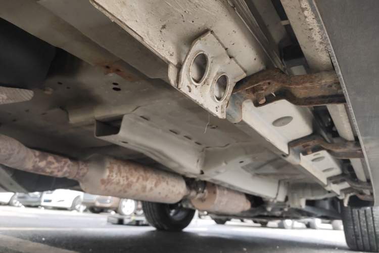 Used Dongfeng Aeolus AX7 2019 1.6T Automatic AI Pioneer Model China V Standard Right Side Sill