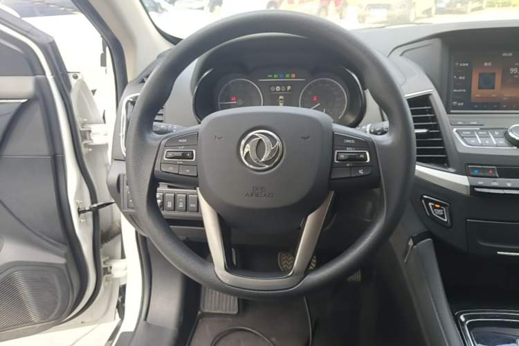 Used Dongfeng Aeolus AX7 2019 Classic 230T Automatic Luxury Top-Selling Model China V Standard Steering Wheel