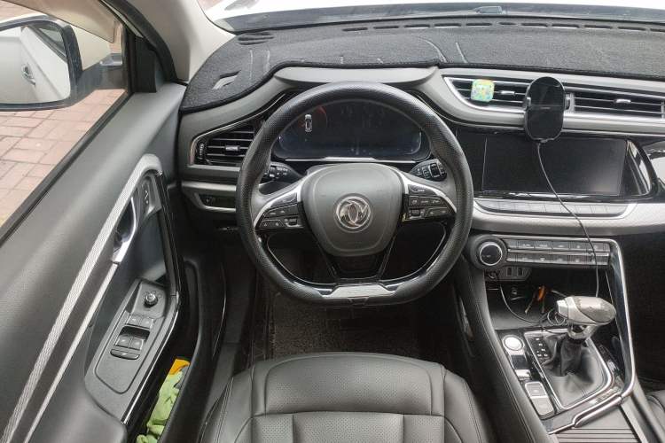 Used Dongfeng Aeolus AX7 2019 1.6T Automatic AI Navigation Model Tax-Reduced Enjoyment Version China V Standard Steering Wheel