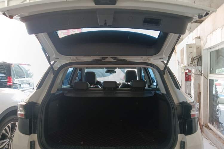 Used Dongfeng Aeolus AX7 2019 1.6T Automatic AI Navigation Model China V Standard Trunk