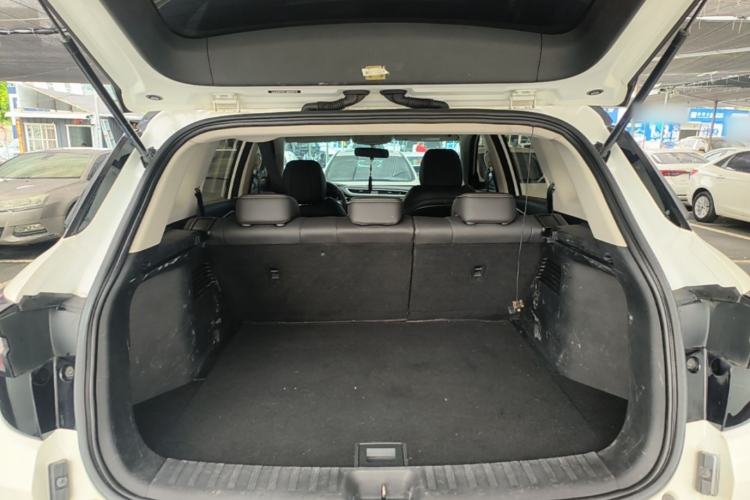 Used Dongfeng Aeolus AX7 2019 1.6T Automatic AI Pioneer Model China V Standard Trunk