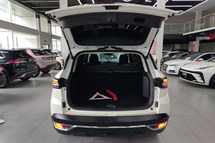 Used Dongfeng Aeolus AX7 2019 1.6T Automatic AI Navigation Model China V Standard Trunk
