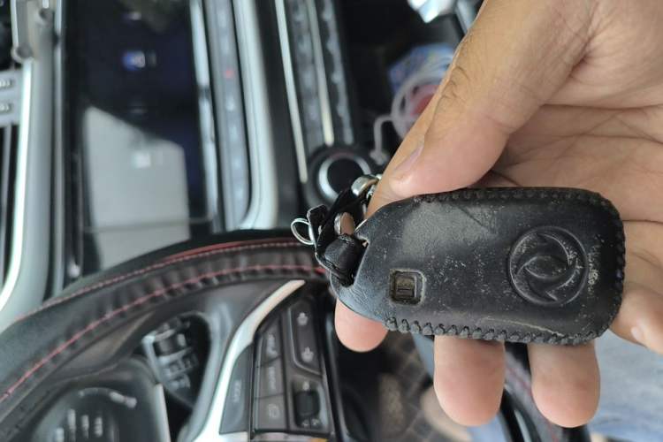 Used Dongfeng Aeolus AX7 2019 1.6T Automatic AI Navigation Model China V Standard Vehicle Key