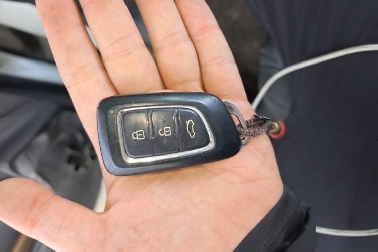 Used Dongfeng Aeolus AX7 2019 1.6T Automatic AI Navigation Model China V Standard Vehicle Key