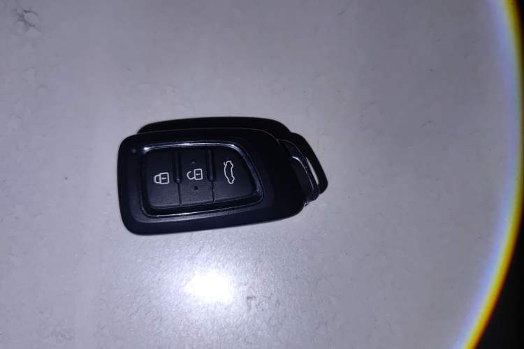 Used Dongfeng Aeolus AX7 2019 1.6T Automatic AI Navigation Model China V Standard Vehicle Key