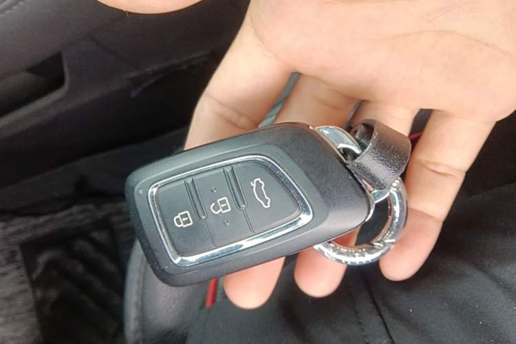Used Dongfeng Aeolus AX7 2019 1.6T Automatic AI Navigation Model China V Standard Vehicle Key