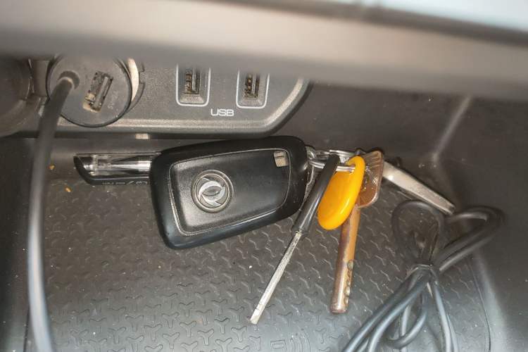 Used Dongfeng Aeolus AX7 2019 1.6T Automatic AI Navigation Model Tax-Reduced Enjoyment Version China V Standard Vehicle Key