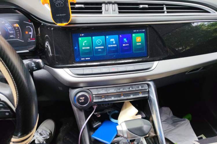 Used Dongfeng Aeolus AX7 2020 1.6T Automatic AI Pioneer Model China VI Standard Audio And AC Panel
