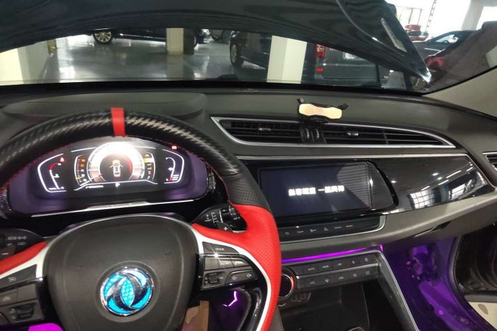 Used Dongfeng Aeolus AX7 2020 1.6T Automatic AI Navigation Model China VI Standard Center Console