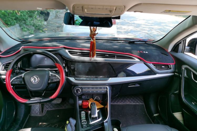 Used Dongfeng Aeolus AX7 2020 1.6T Automatic AI Navigation Model China VI Standard Center Console