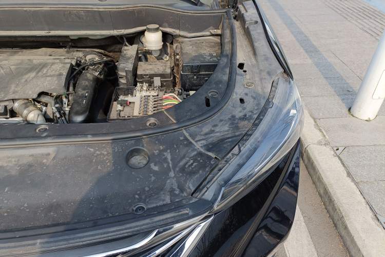 Used Dongfeng Aeolus AX7 2020 1.6T Automatic AI Flagship Version China VI Standard Engine Bay Left