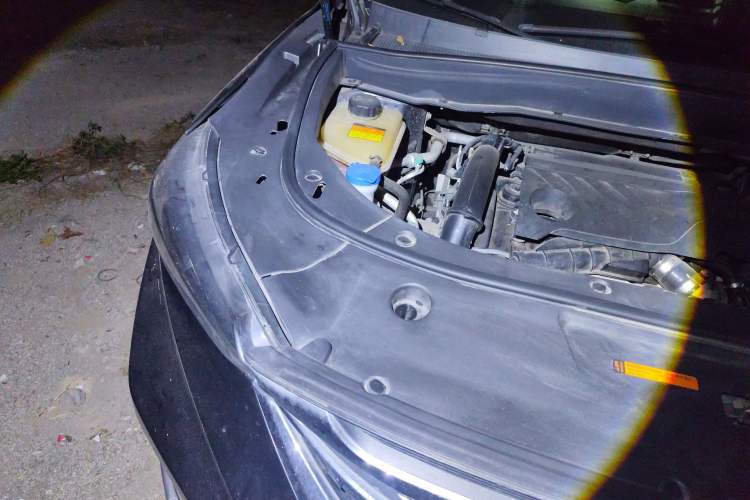 Used Dongfeng Aeolus AX7 2020 1.6T Automatic AI Flagship Version China VI Standard Engine Bay Right