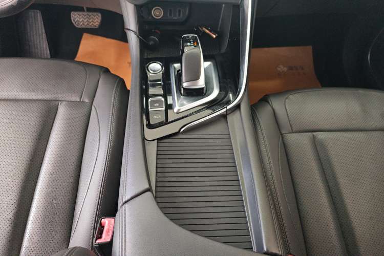 Used Dongfeng Aeolus AX7 2020 1.6T Automatic AI Navigation Model China VI Standard Gear Lever