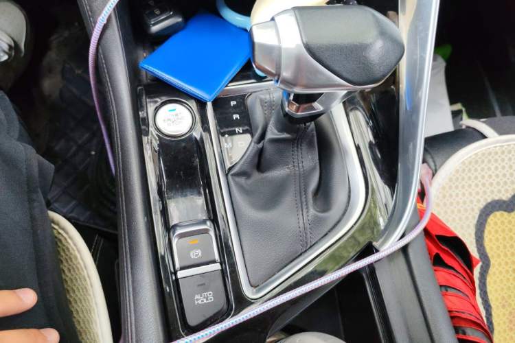 Used Dongfeng Aeolus AX7 2020 1.6T Automatic AI Pioneer Model China VI Standard Gear Lever
