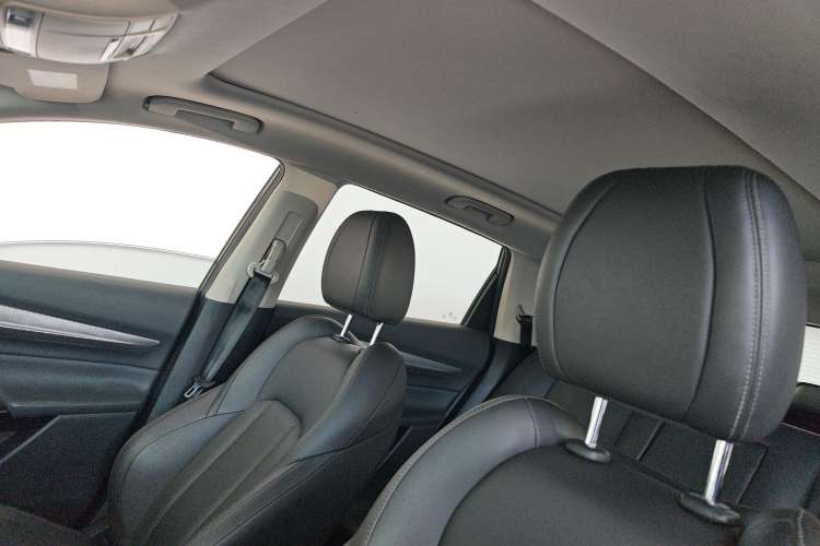 Used Dongfeng Aeolus AX7 2020 1.6T Automatic AI Navigation Model China VI Standard Headliner