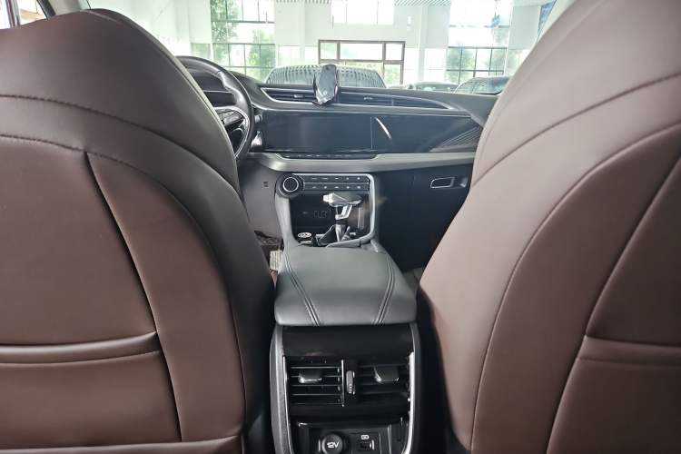 Used Dongfeng Aeolus AX7 2020 1.6T Automatic AI Pioneer Model China VI Standard Interior 9