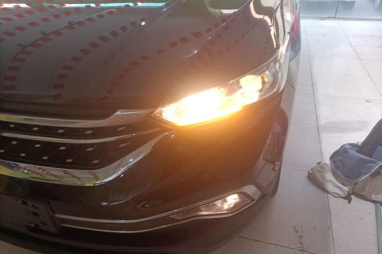Used Dongfeng Aeolus AX7 2020 1.6T Automatic AI Pioneer Model China VI Standard Left Front Headlight